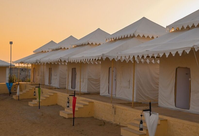 リゾートホテル Shrinath Desert Camp