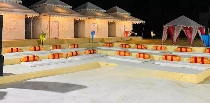 Lomakeskus Shrinath Desert Camp