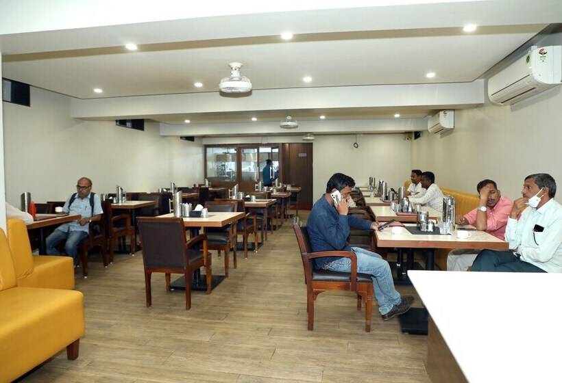 Vov Hotels Vijayapura