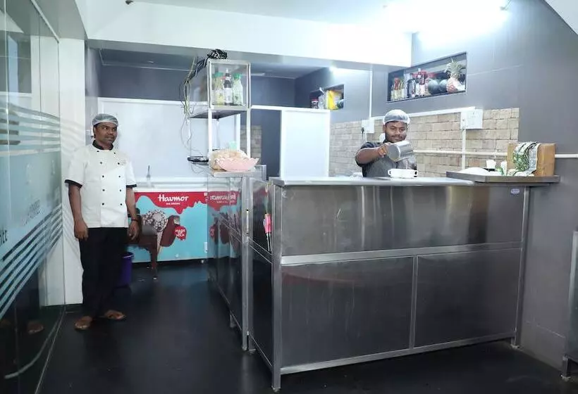 Vov Hotels Vijayapura