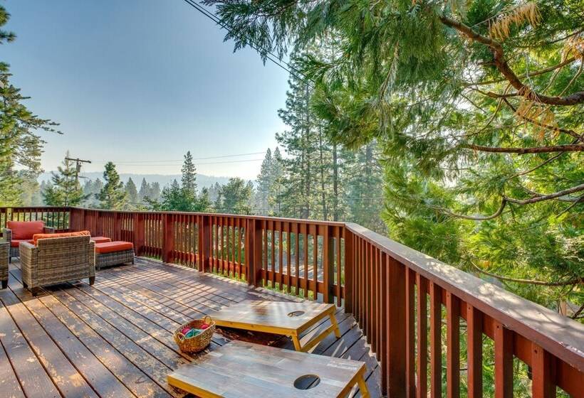 Hot Tub, Deck & View: Peaceful Arnold Cabin!