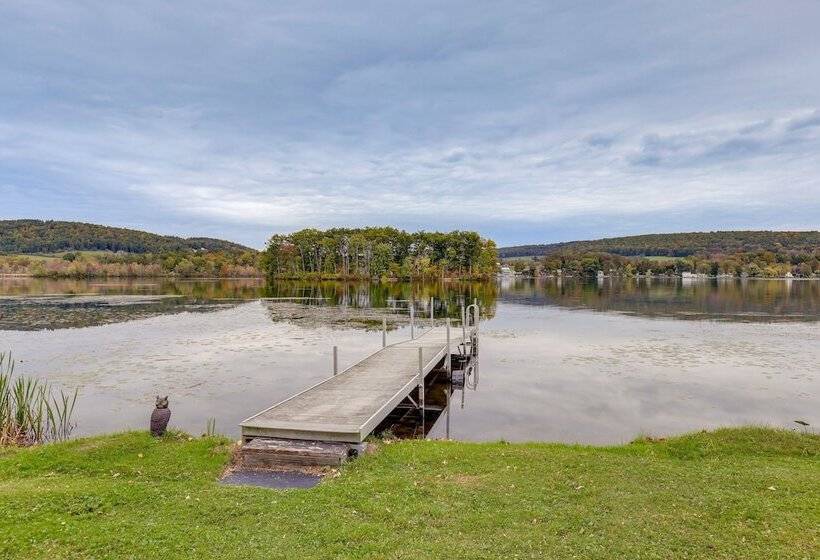 Bradford Lake House W/ Dock: Near Wineries!