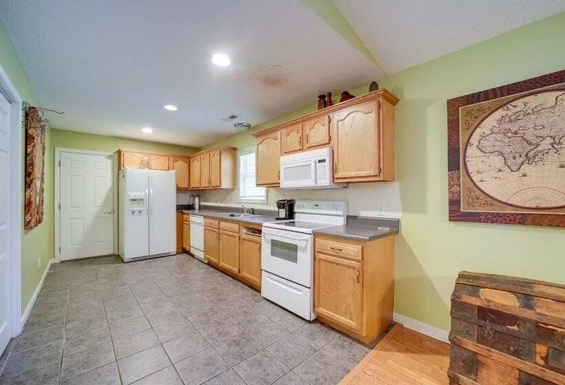 Candler Home W/ Large Deck: Hike, Bike & Unwind!