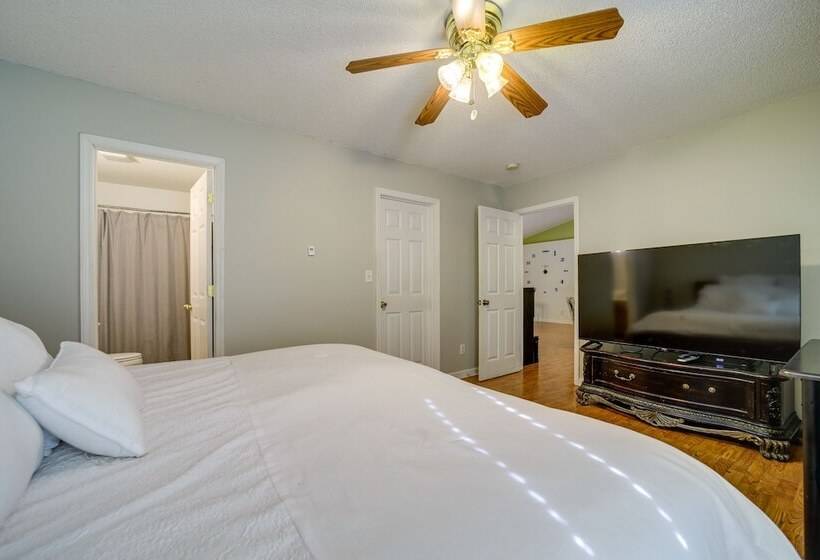 Candler Home W/ Large Deck: Hike, Bike & Unwind!