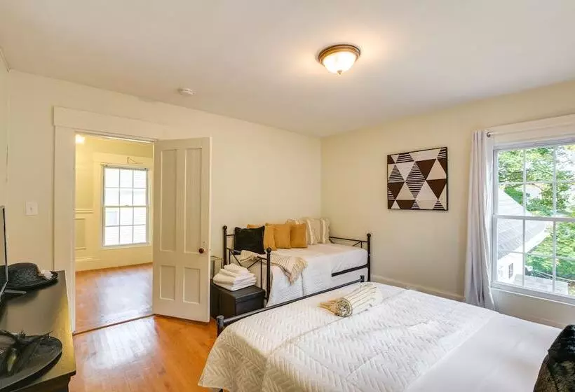 Charming Bangor Home W/ Deck < 1 Mi To Downtown