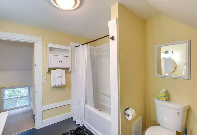 Charming Bangor Home W/ Deck < 1 Mi To Downtown