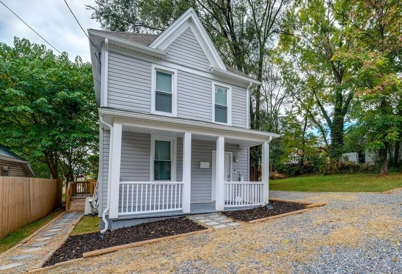 Charming Roanoke Vacation Home 1 Mi To Downtown!