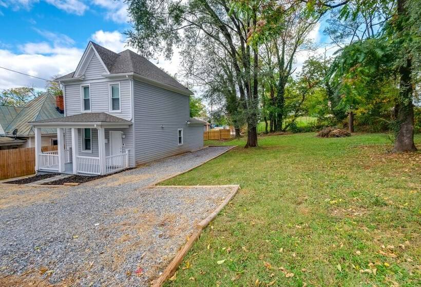 Charming Roanoke Vacation Home 1 Mi To Downtown!