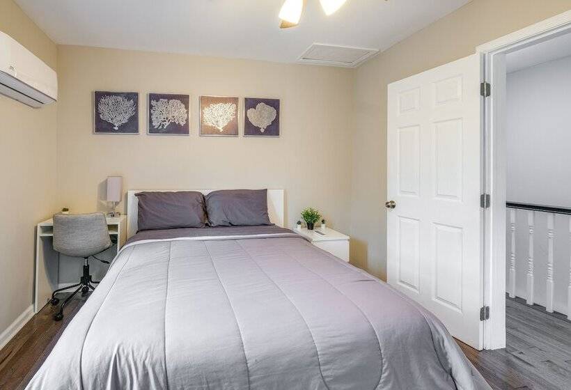 Charming Roanoke Vacation Home 1 Mi To Downtown!