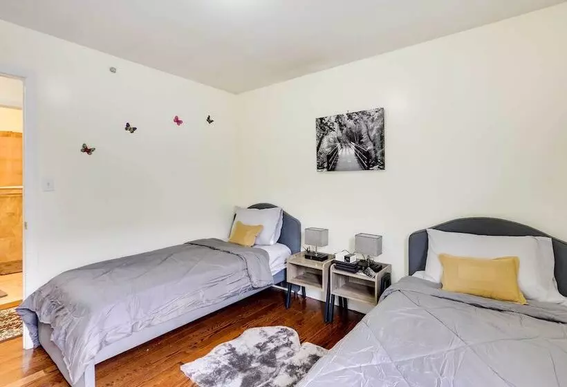 Chic Centrally Located Newark Home W/ Shared Yard!