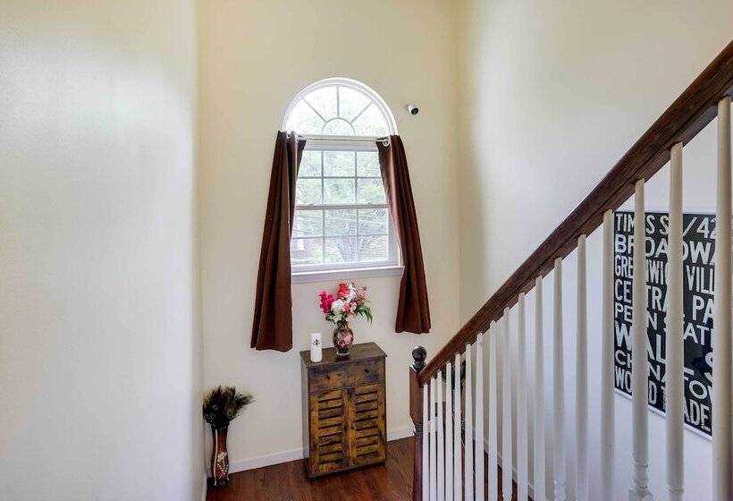 Chic Centrally Located Newark Home W/ Shared Yard!