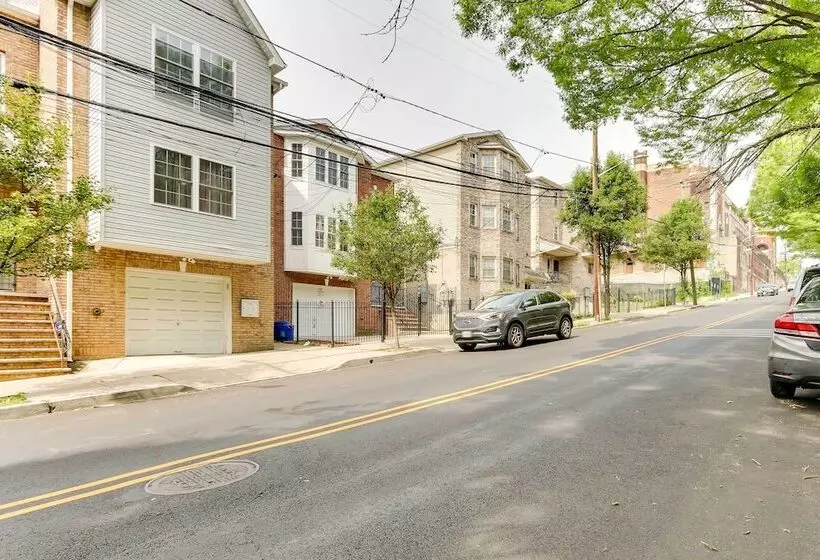 Chic Centrally Located Newark Home W/ Shared Yard!