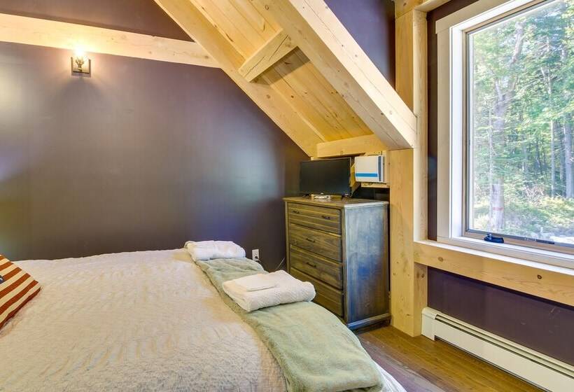 Cozy Camden Cottage W/ Fire Pit & Trail Access