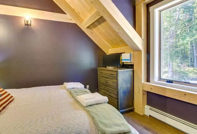 Cozy Camden Cottage W/ Fire Pit & Trail Access