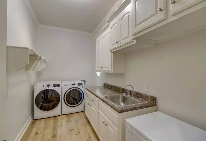 Luxury Lakefront Retreat W/ Deck & Patio!