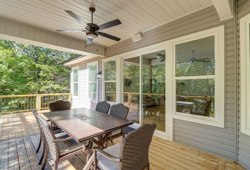 Luxury Lakefront Retreat W/ Deck & Patio!
