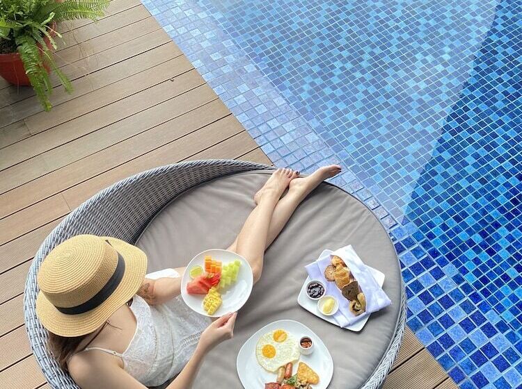 Grand Swiss Belhotel Darmo