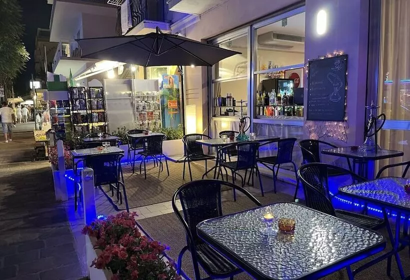 مسافرخانه Soave Miriam