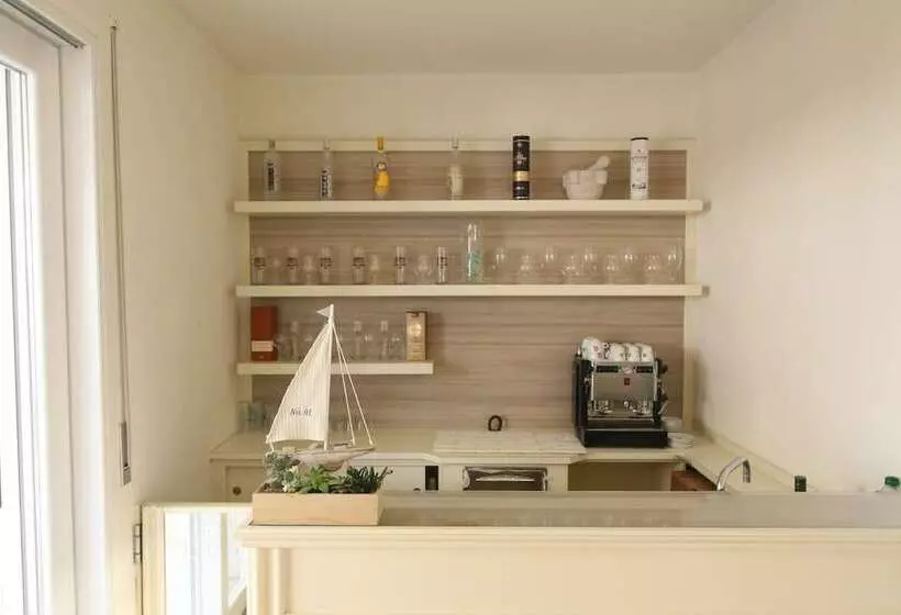 مسافرخانه Soave Miriam