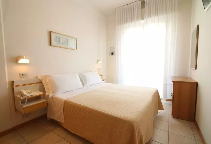 مسافرخانه Soave Miriam