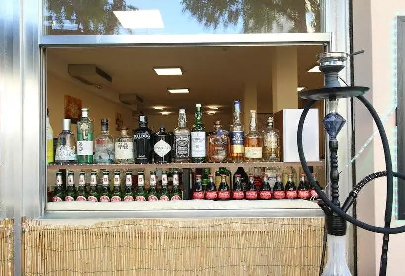 مسافرخانه Soave Miriam