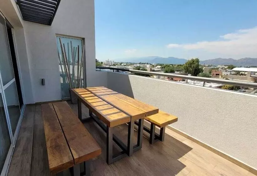 هتل Be Haus Temporary Apartments