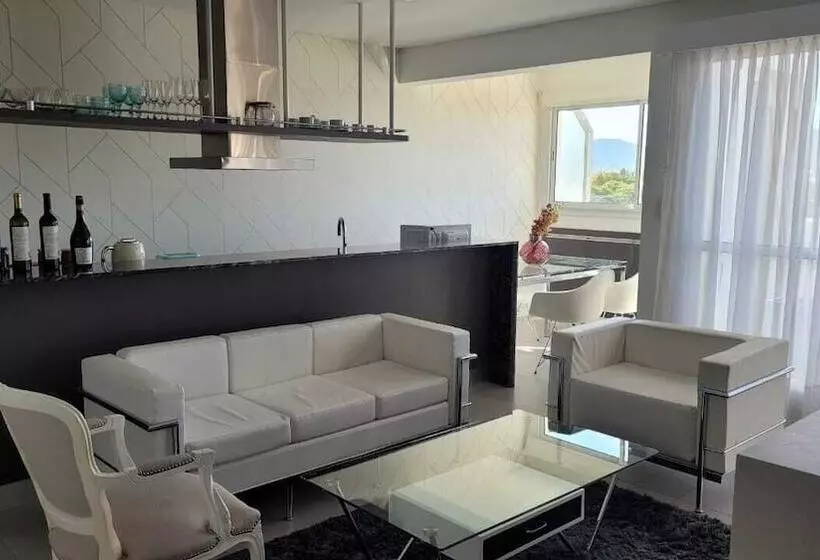 هتل Be Haus Temporary Apartments