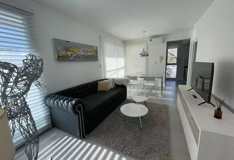 هتل Be Haus Temporary Apartments