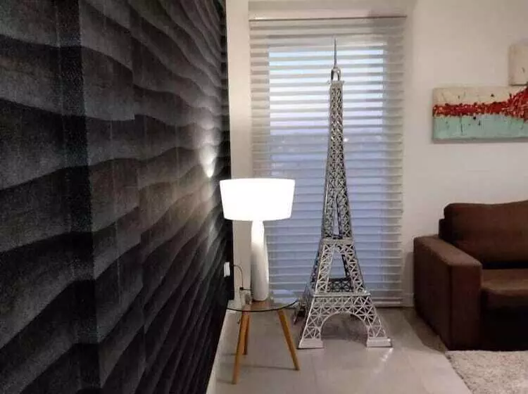 هتل Be Haus Temporary Apartments