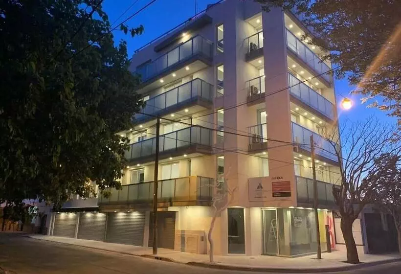 هتل Be Haus Temporary Apartments