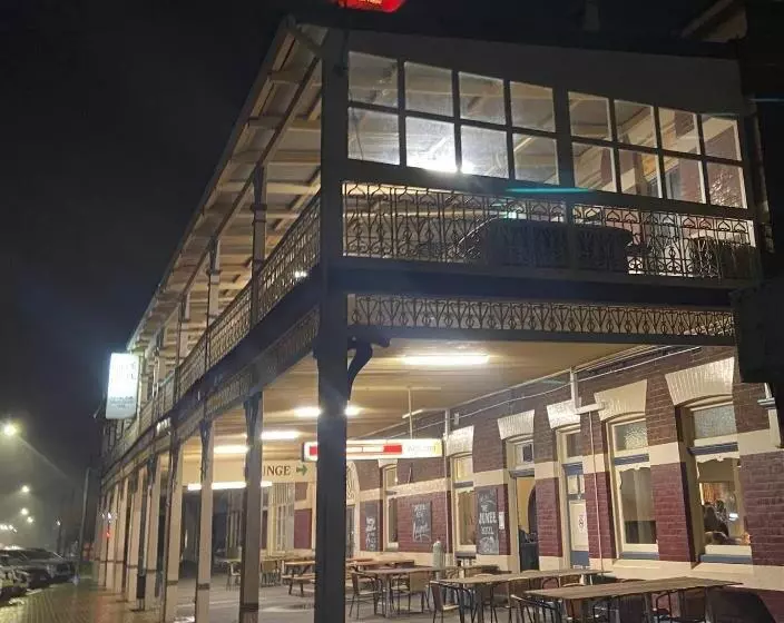 Hotel Junee