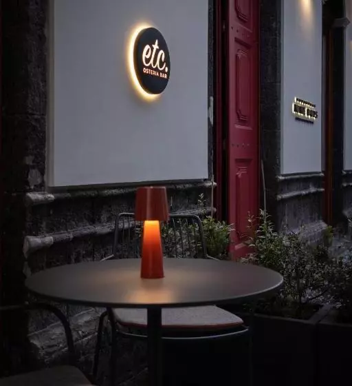 هتل Nine Dots Azorean Art Boutique