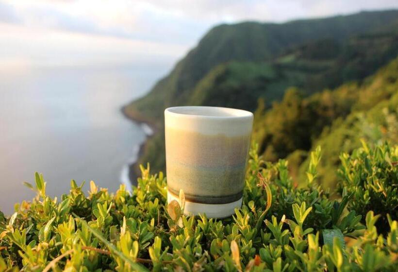 هتل Nine Dots Azorean Art Boutique