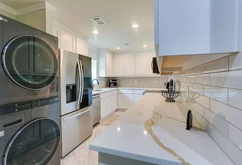 Lake Texoma Vacation Rental: 1 Mi To Boat Ramp!