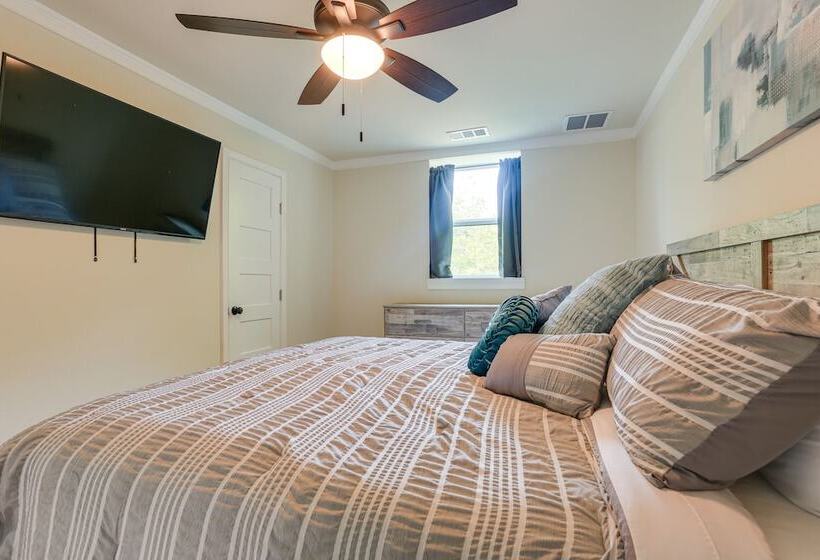 Lake Texoma Vacation Rental: 1 Mi To Boat Ramp!