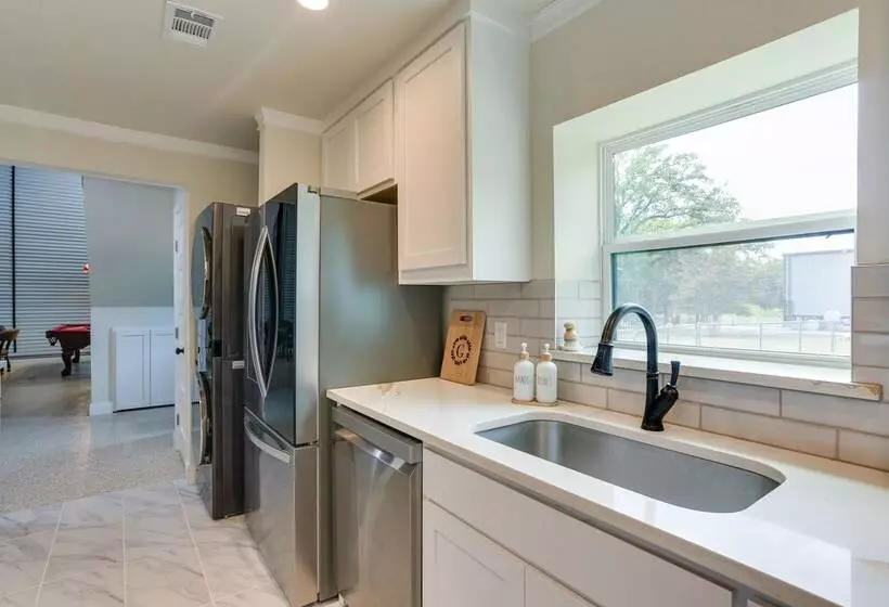 Lake Texoma Vacation Rental: 1 Mi To Boat Ramp!