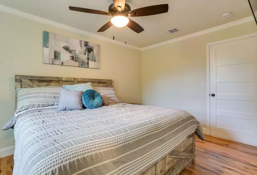 Lake Texoma Vacation Rental: 1 Mi To Boat Ramp!