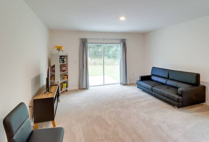 Laptop Friendly Citrus Springs Home Near Golfing!