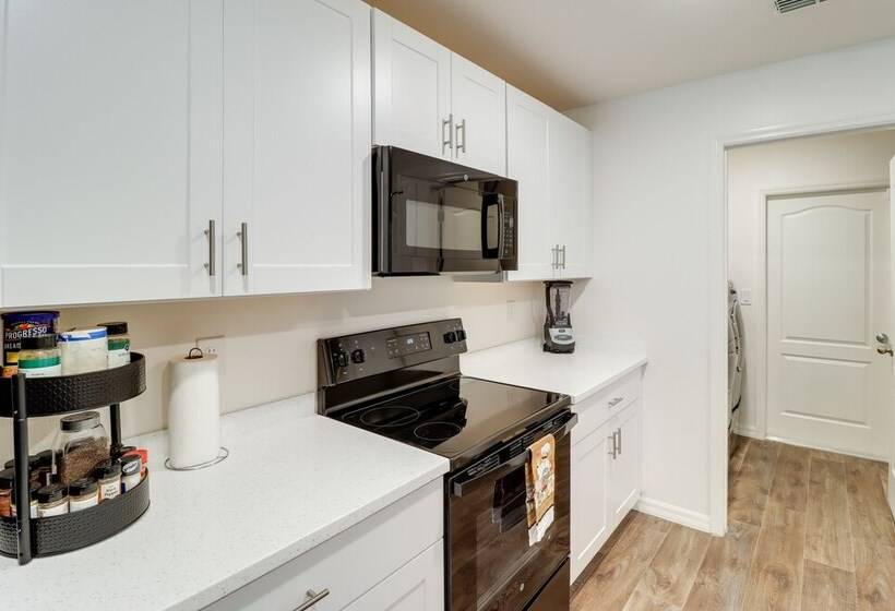 Laptop Friendly Citrus Springs Home Near Golfing!