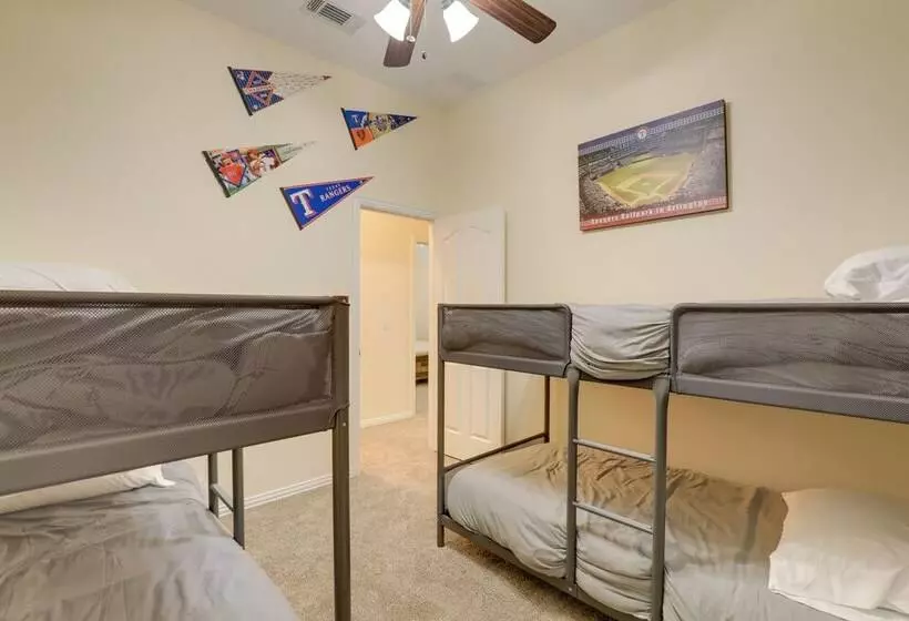 Covered Patio & Large Yard: Mansfield Home