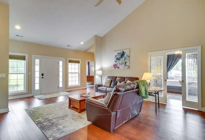 Mccormick Home: Monticello Golf Club Getaway!