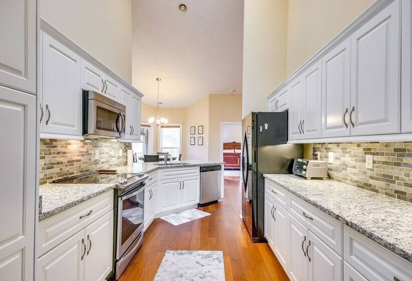 Mccormick Home: Monticello Golf Club Getaway!