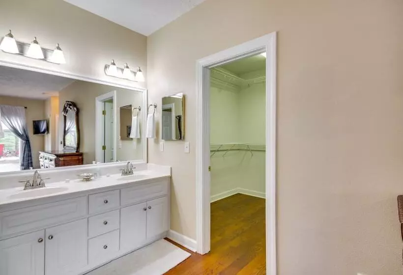 Mccormick Home: Monticello Golf Club Getaway!