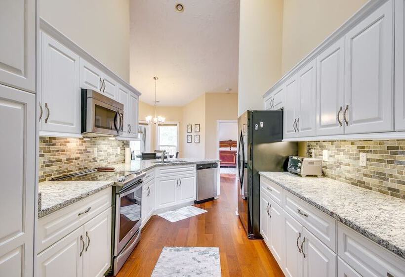 Mccormick Home: Monticello Golf Club Getaway!