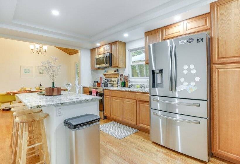 Narrowsburg Home W/ Backyard Near Delaware River!