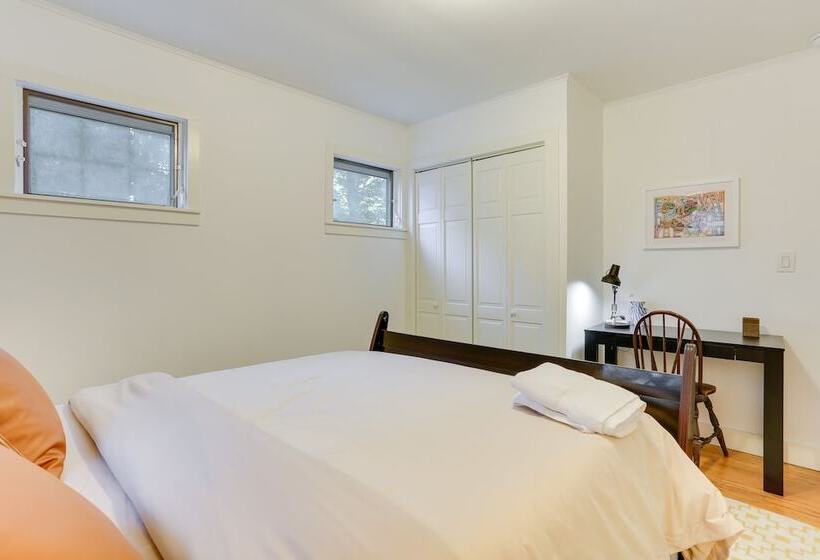 Narrowsburg Home W/ Backyard Near Delaware River!