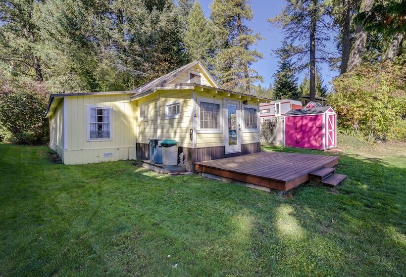 Newport Cabin On Diamond Lake W/ Private Boat Dock