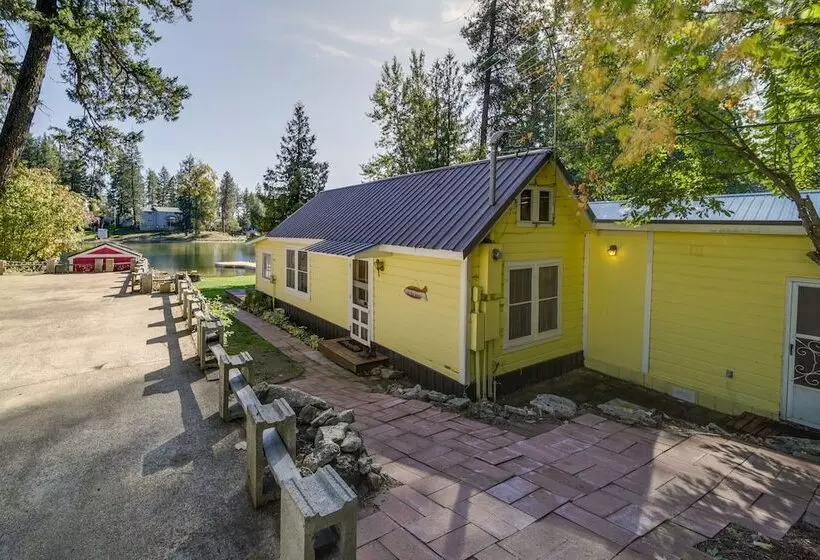 Newport Cabin On Diamond Lake W/ Private Boat Dock