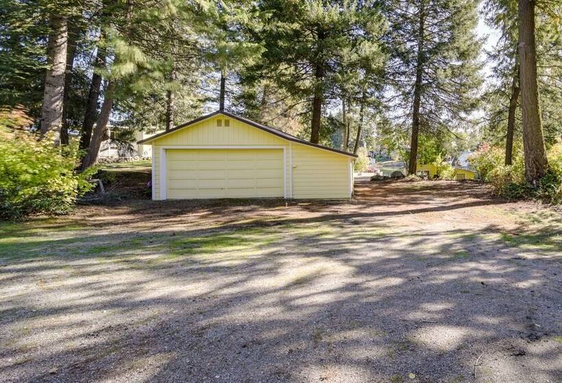 Newport Cabin On Diamond Lake W/ Private Boat Dock