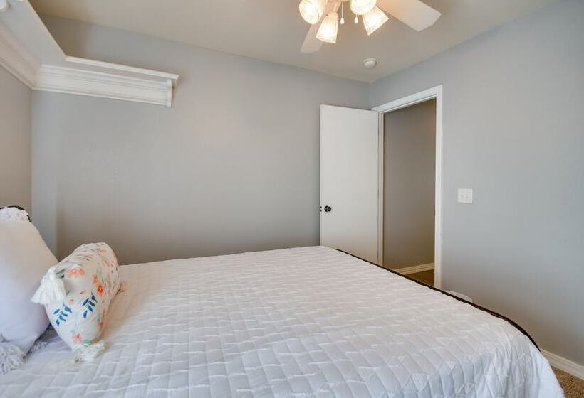 Pet Friendly Amarillo Home: 5 Mi To Downtown!